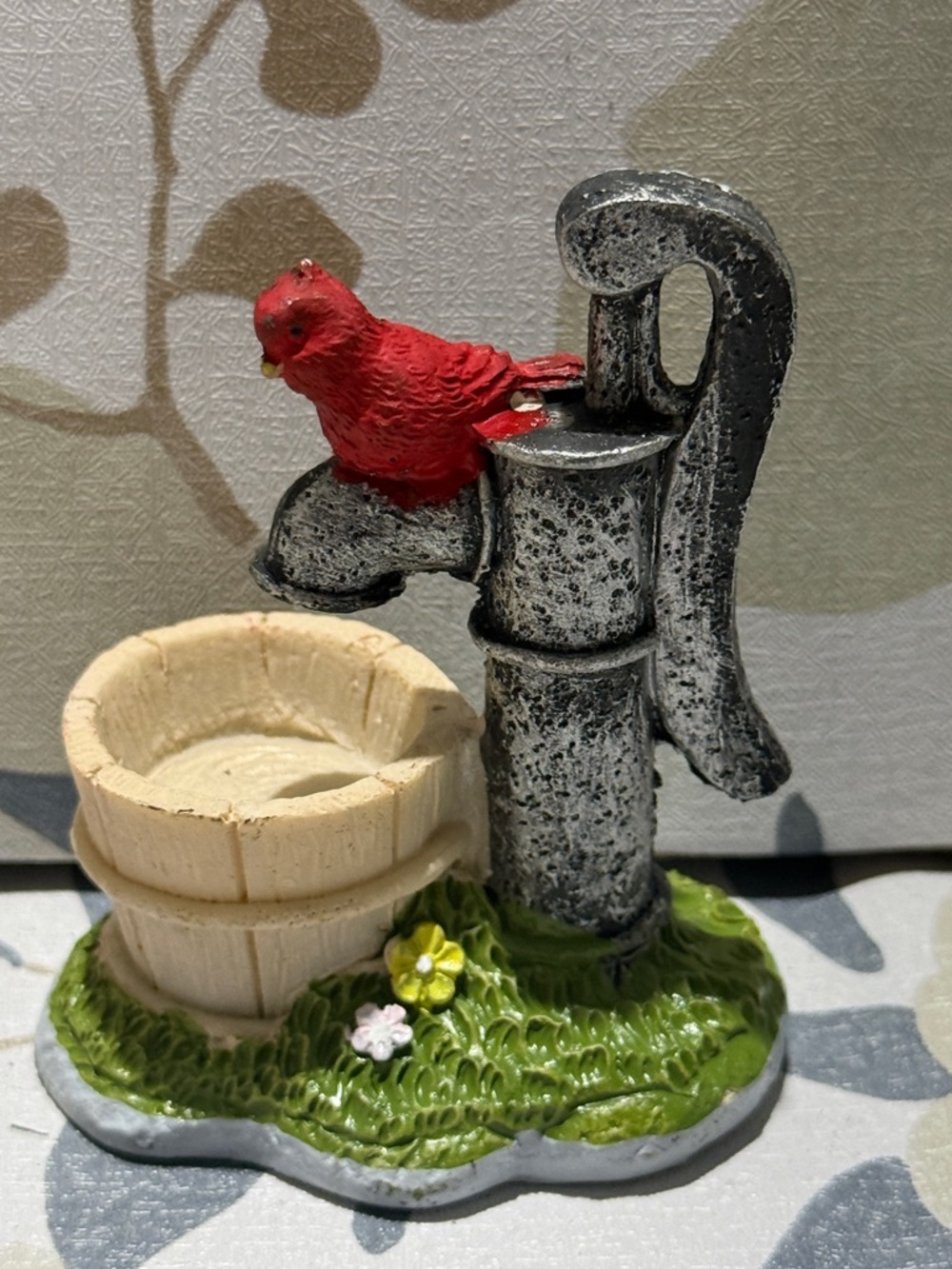 Decorative Red Bird Fountain Accent with Beige Bucket - Picture 2 of 5